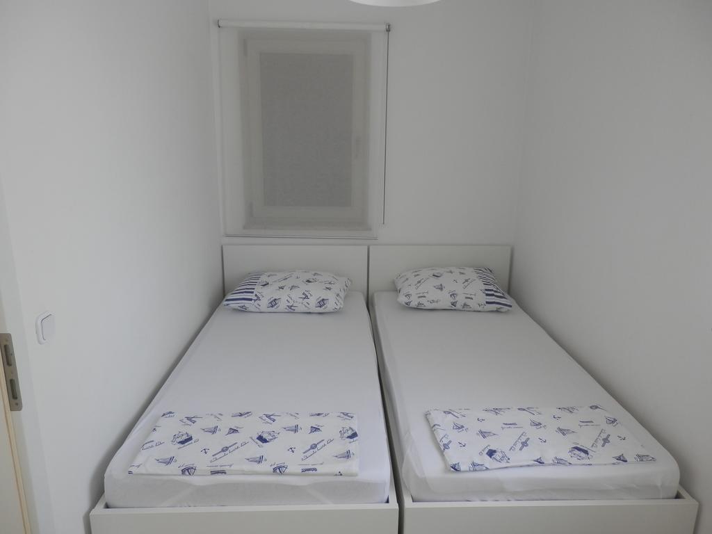 Apartments Nautica II Новиград Екстериор снимка